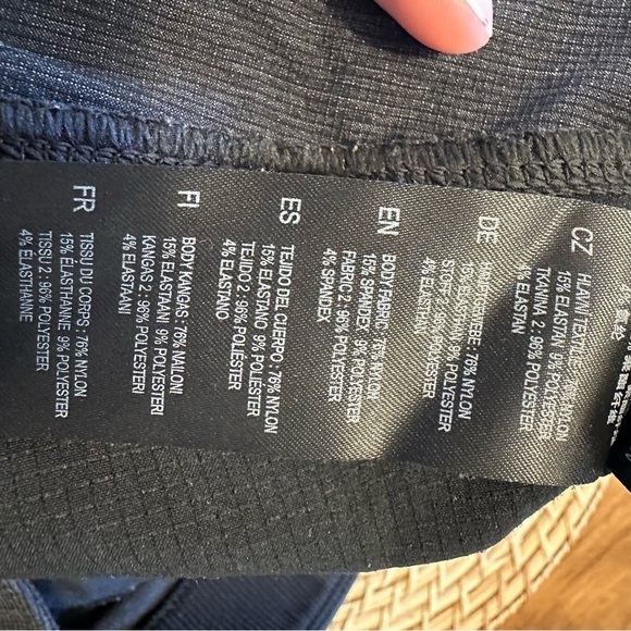 Kuhl Women’s Weekendr Tight Size Large Active Slim Leg - Picture 8 of 9